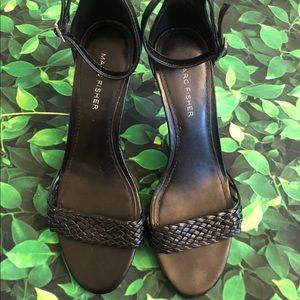 EUC Marc Fisher Black Heels Sz 8
